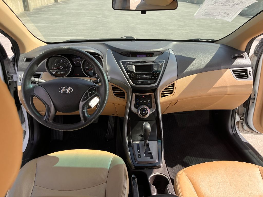 2013 Hyundai Elantra GLS - Photo 13