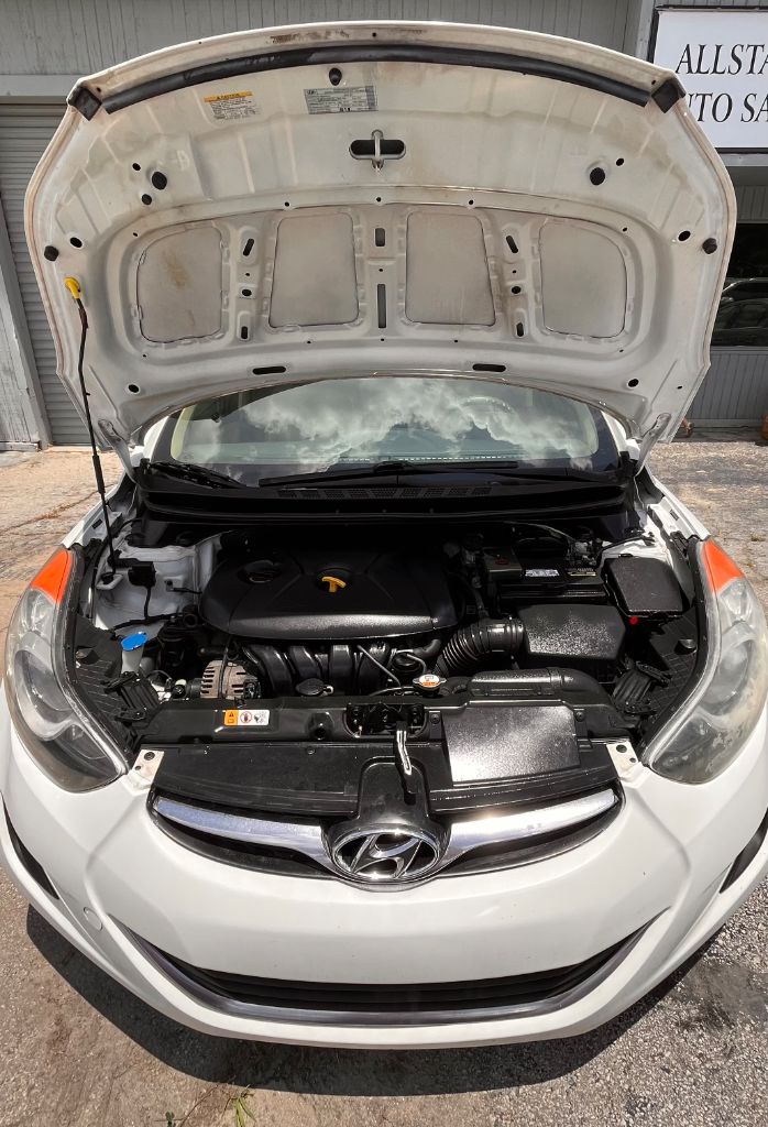 2013 Hyundai Elantra GLS - Photo 8