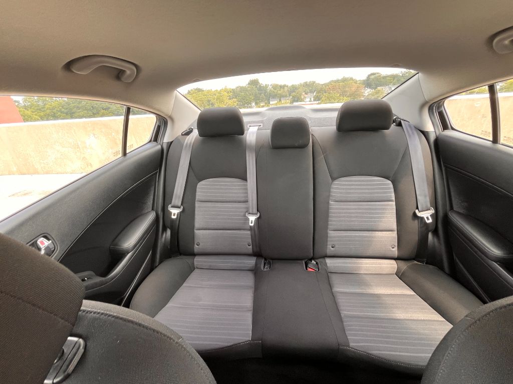 2017 Kia Forte S - Photo 12
